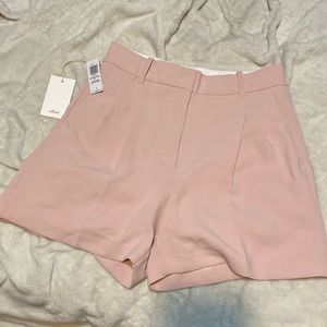 NWT - Wilfred effortless 5” shorts in Poetic Pink